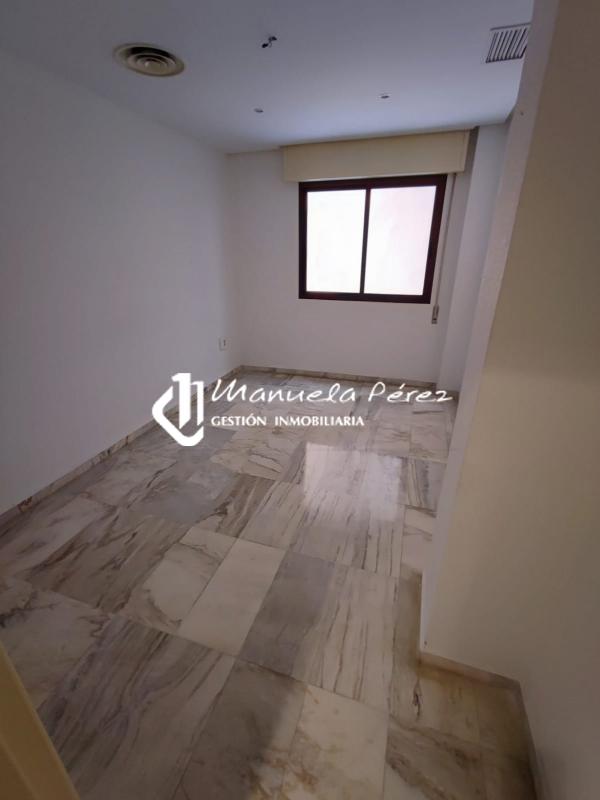 Venta de Oficina en Calle Catedrático Antonio Silva, Zona Centro Cáceres 6